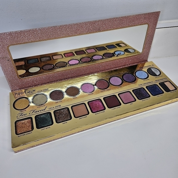 Too Faced Then & Now Eyeshadow Palette Limited Edition - Picture 1 of 5